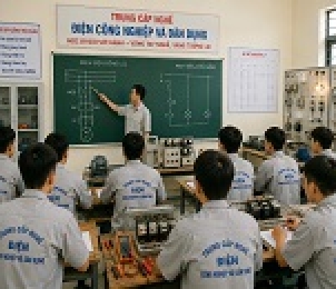 LỚP TRUNG CẤP ĐIỆN CÔNG NGHIỆP VÀ DÂN DỤNG
