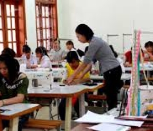 LỚP MAY CÔNG NGHIỆP