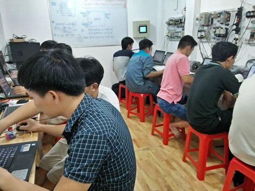dạy tự động hóa lập trình PLC tại Biên Hòa