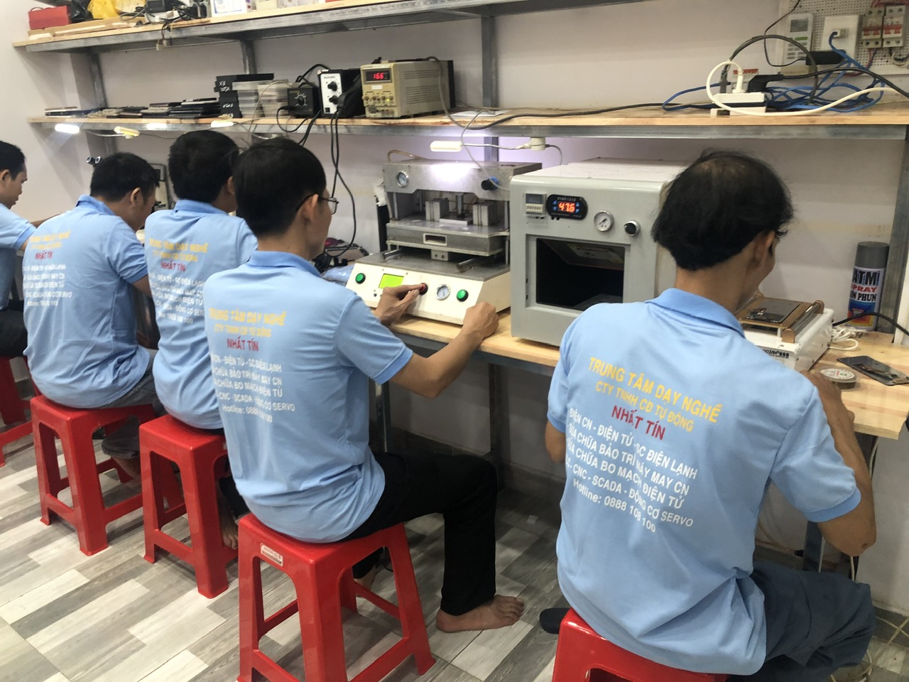 Dạy sửa chữa điện thoại Biên Hòa