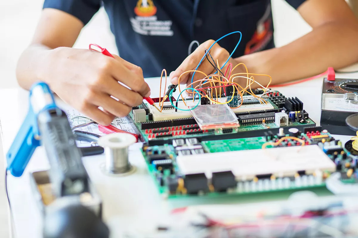 học sửa chữa biến tần uy tín