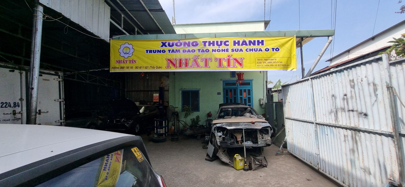 học sửa chữa ô tô cấp tốc